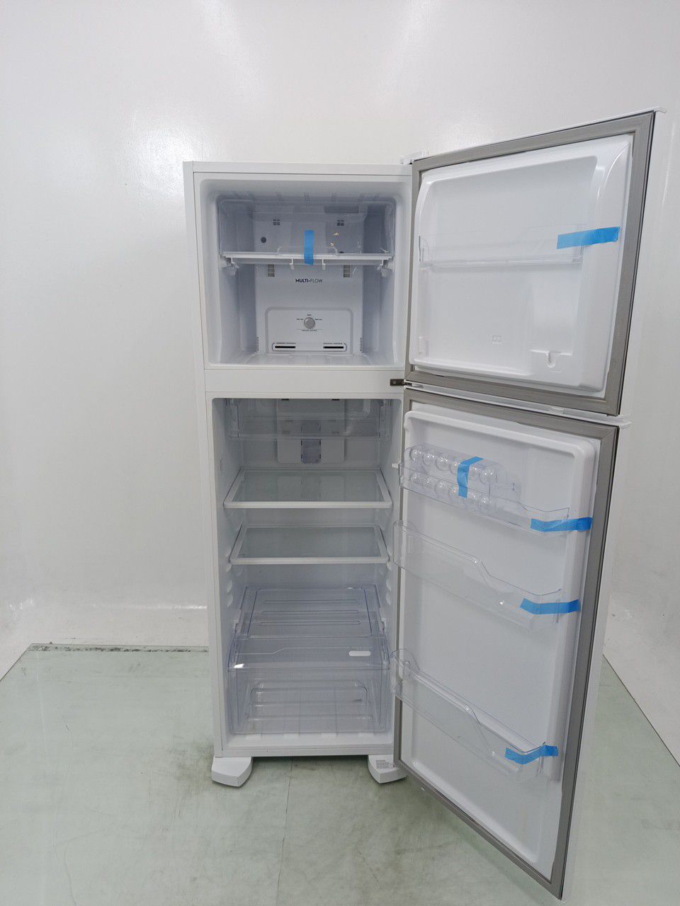 GELADEIRA ELECTROLUX DFN41 FROST FREE 371L DU