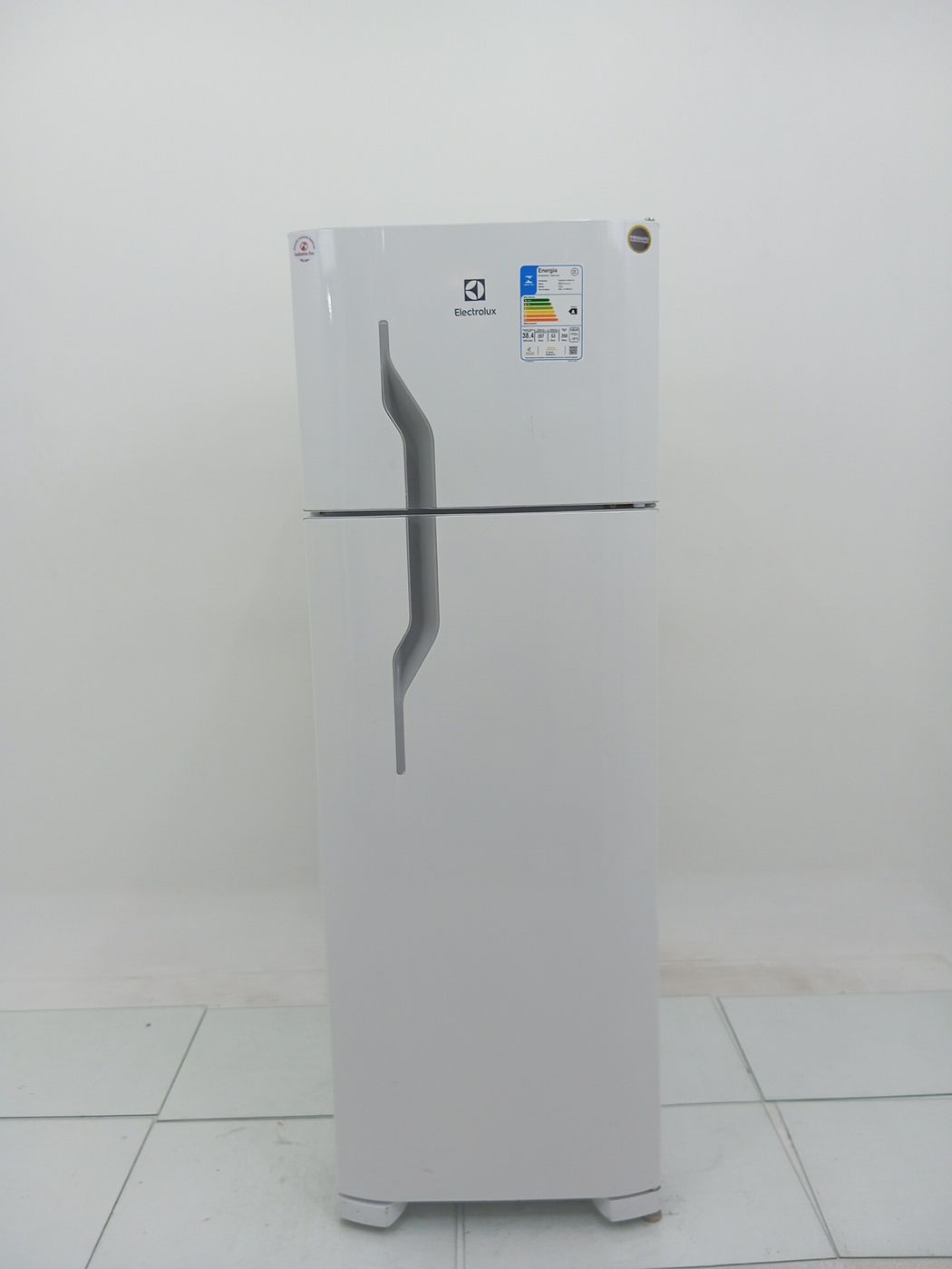 REFRIGERADOR ELECTROLUX DC35A   DUAS PORTAS C