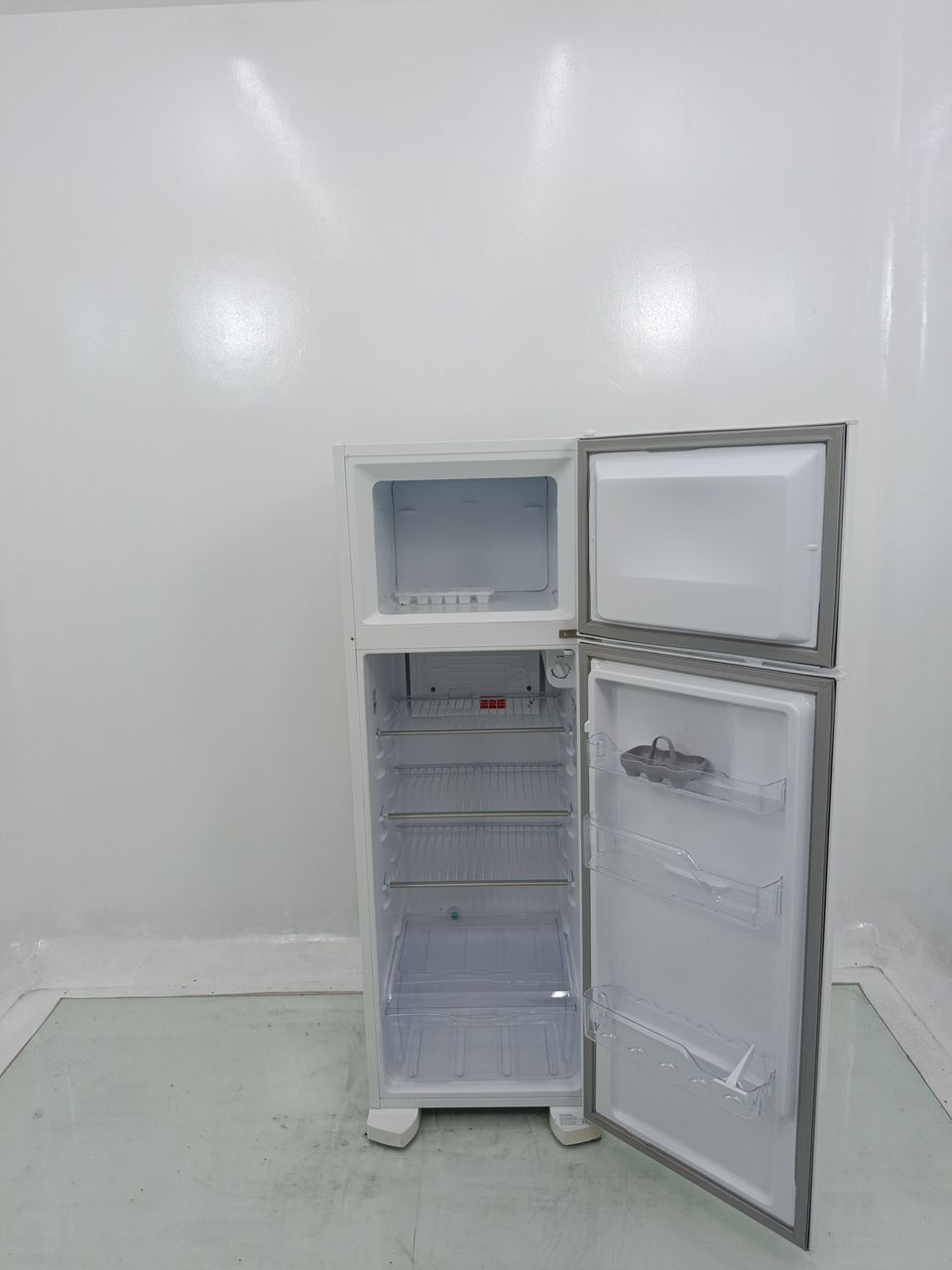 REFRIGERADOR ELECTROLUX DC35A CYCLE DEFROST 2