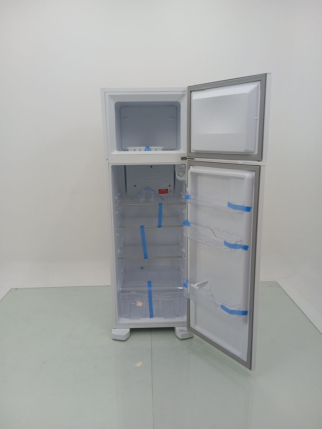 REFRIGERADOR ELECTROLUX DC35A   DUAS PORTAS C