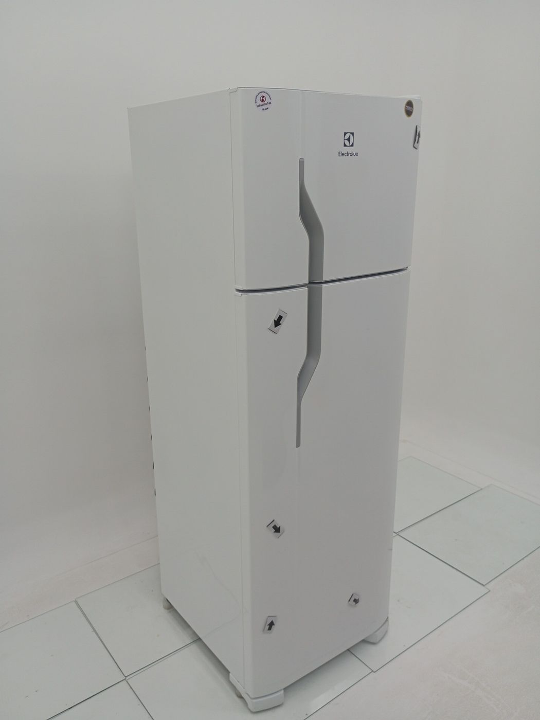 REFRIGERADOR ELECTROLUX DC35A   DUAS PORTAS C