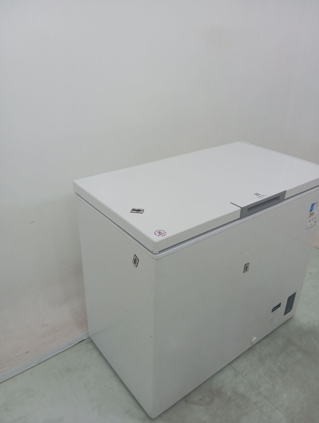 FREEZER HORIZONTAL  ELECTROLUX HB250 - BRANCO