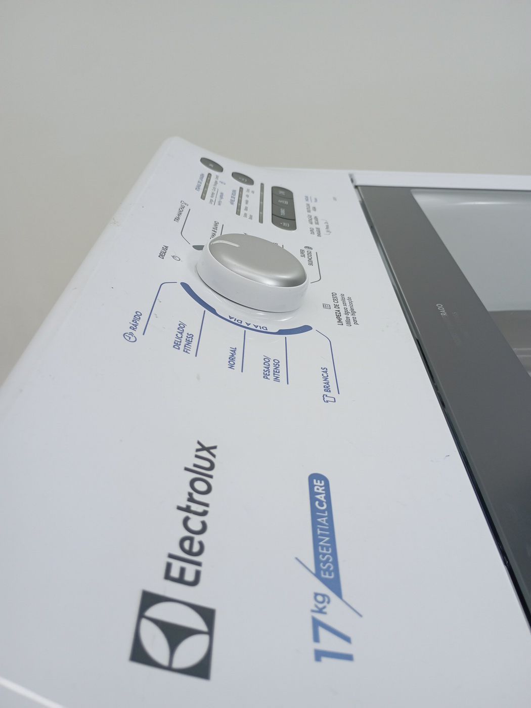 LAVADORA ELECTROLUX LED17 - Lavadora Electrol