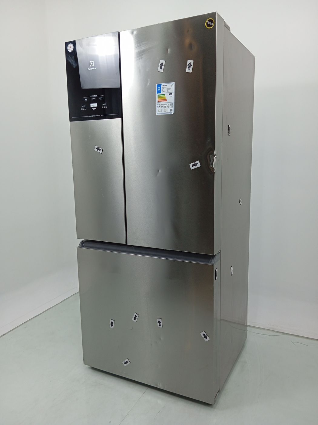 REFRIGERADOR ELECTROLUX IM8S - Refrigerador E