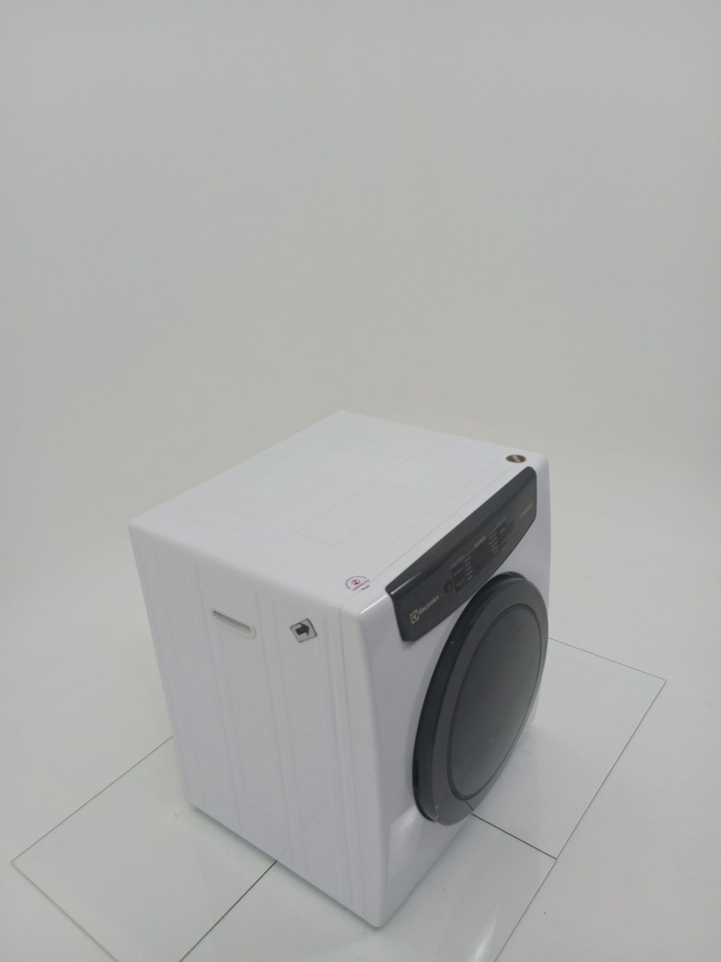 SECADORA ELECTROLUX SVB11 DE PAREDE E PISO 11