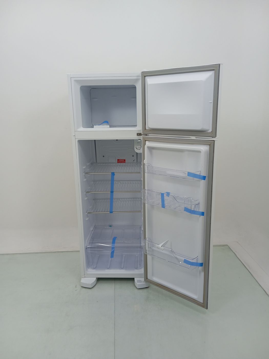REFRIGERADOR ELECTROLUX DC35A   DUAS PORTAS C