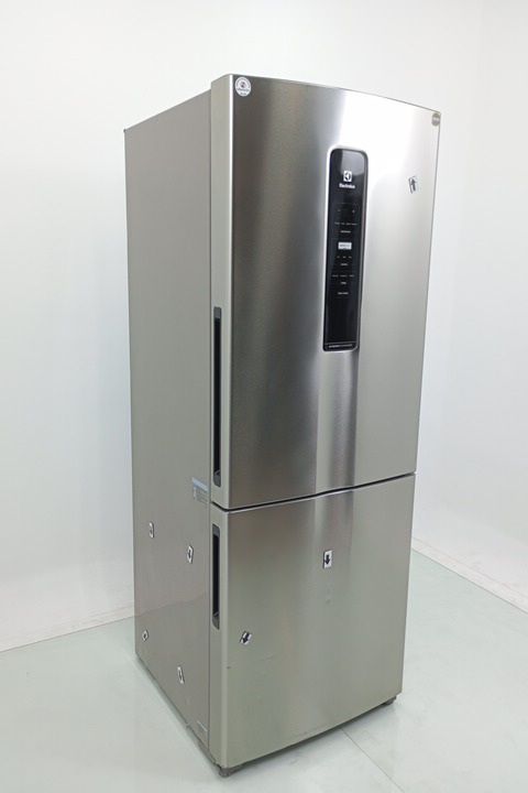 REFRIGERADOR ELECTROLUX IB54S DUAS PORTAS INV