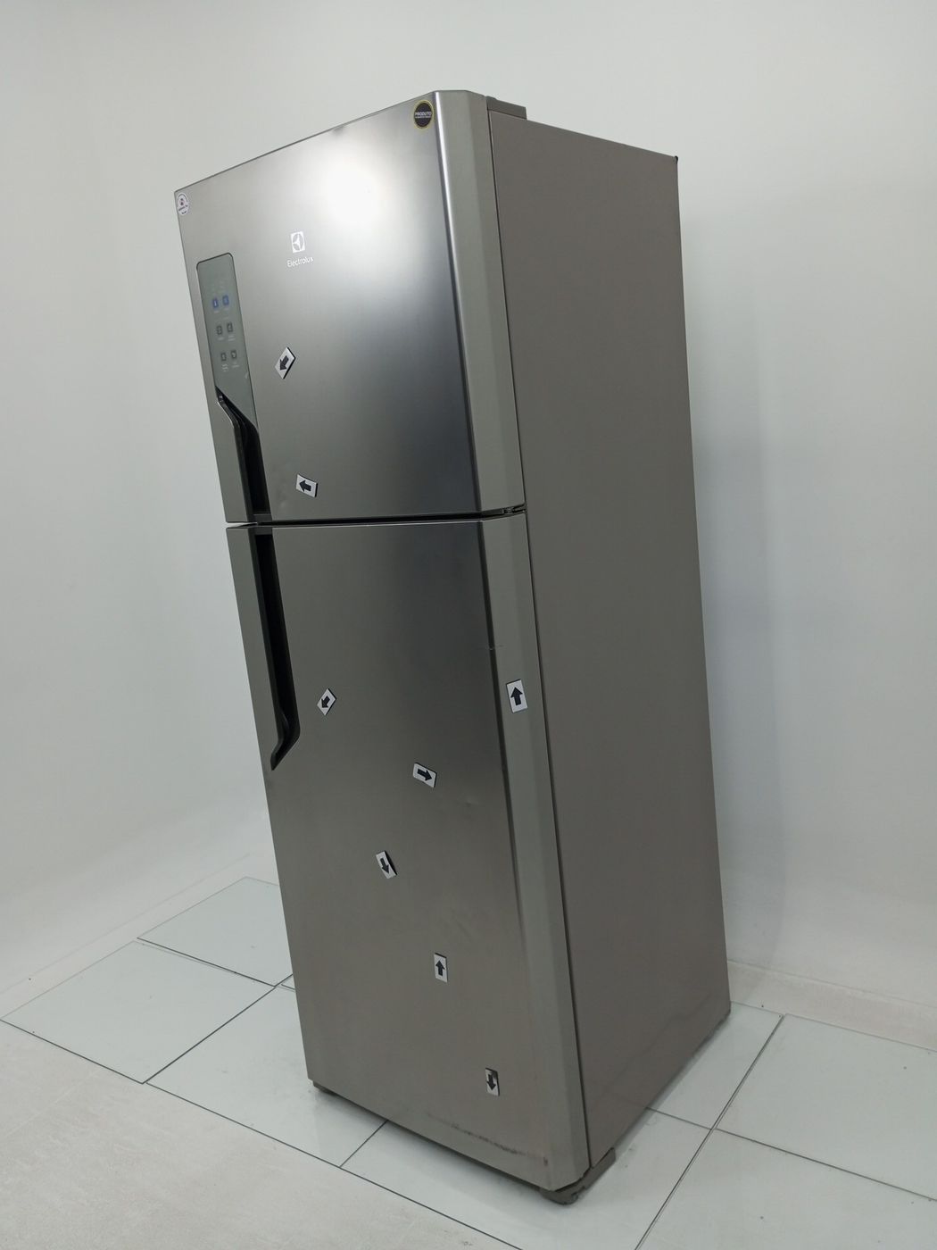 REFRIGERADOR ELECTROLUX IT56S DUAS PORTAS FRO