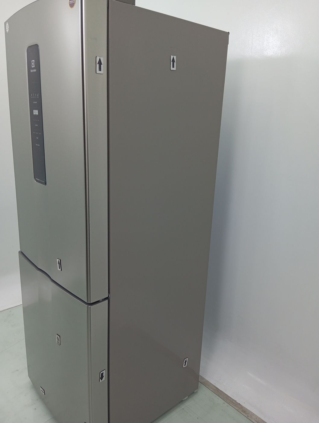 Refrigerador Electrolux Ib55s Frost Free Inverter 488l Inverse ...