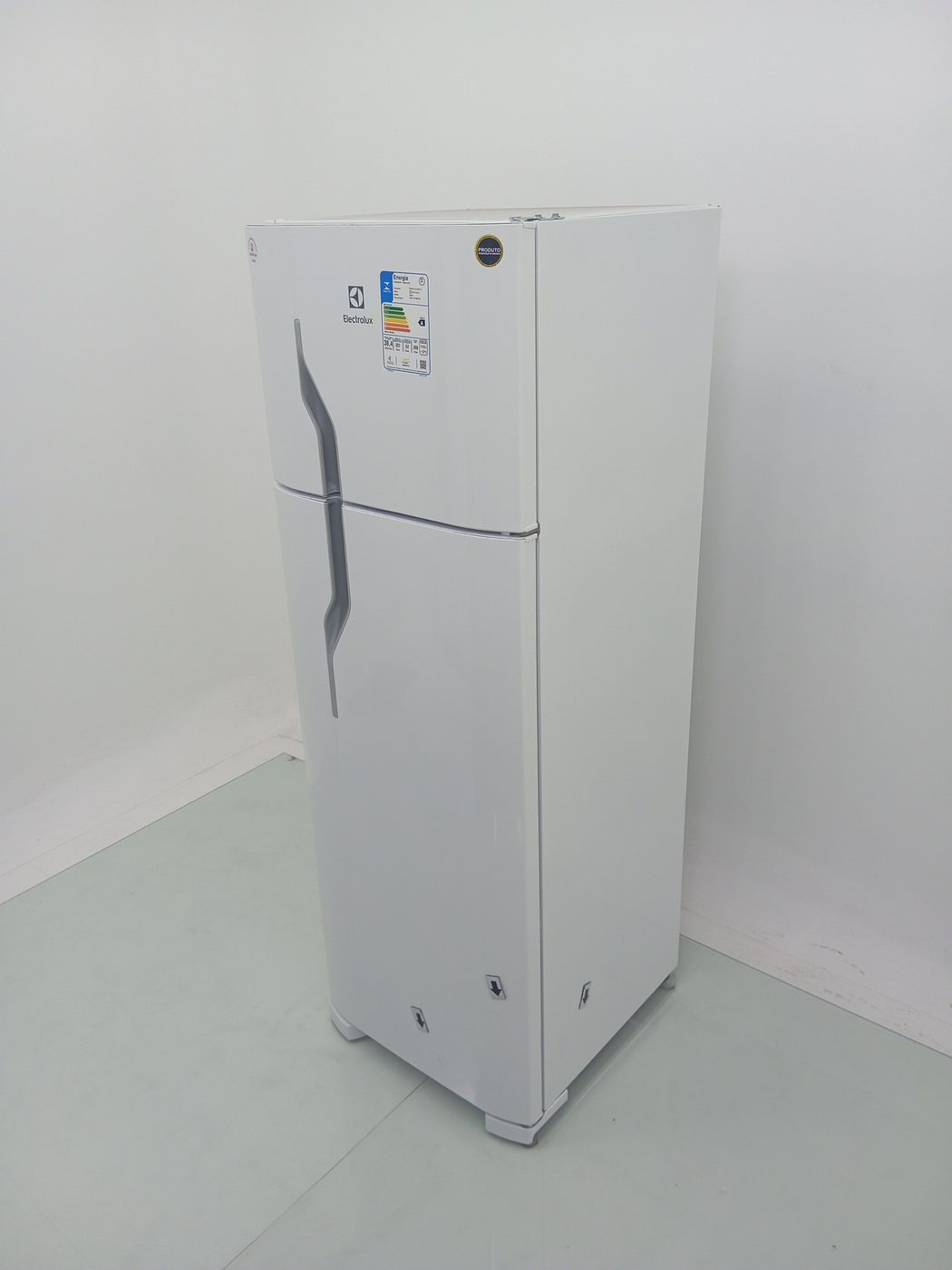 REFRIGERADOR ELECTROLUX DC35A   DUAS PORTAS C