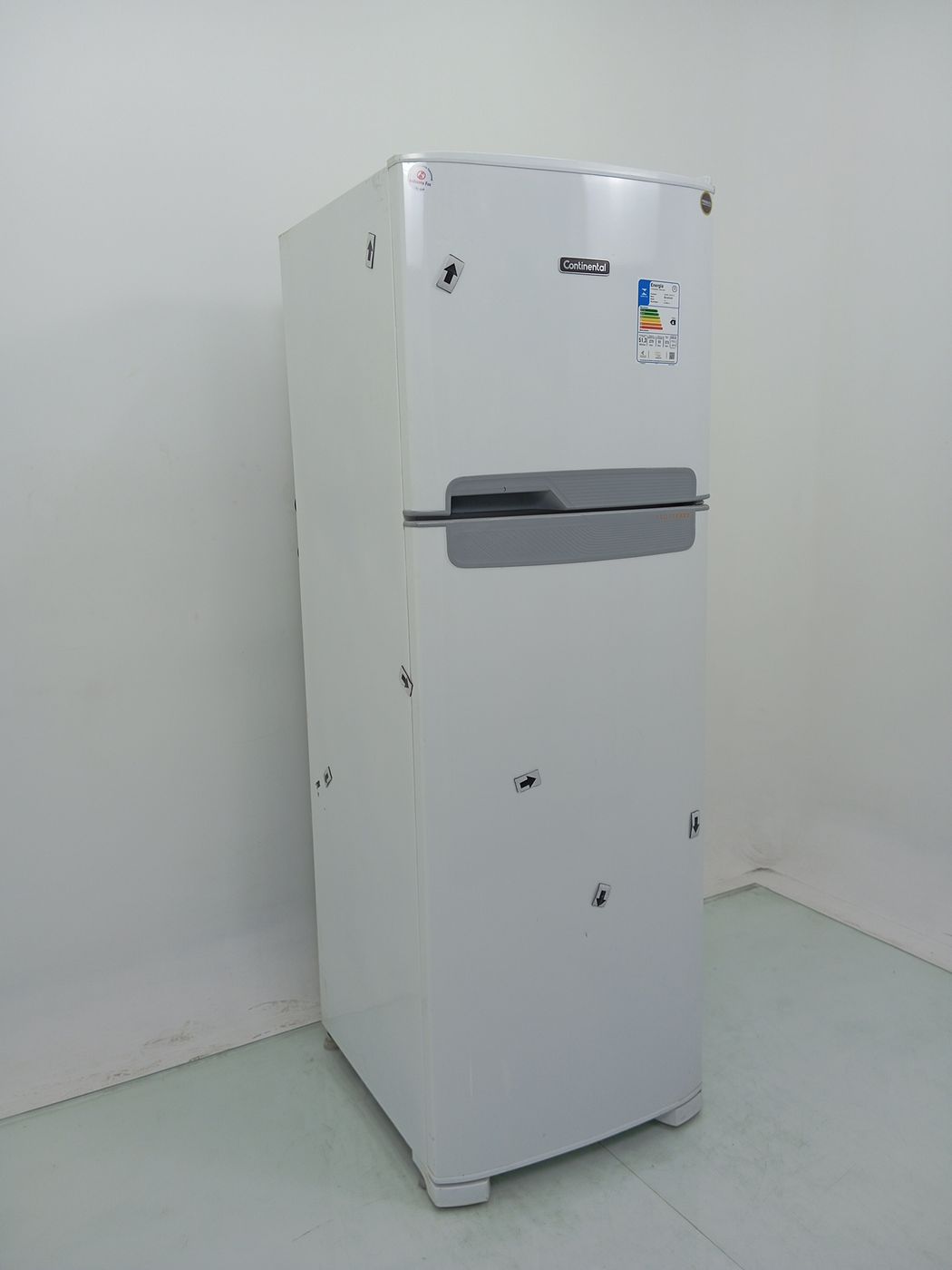 REFRIGERADOR ELECTROLUX TC41-   FROST FREE 37