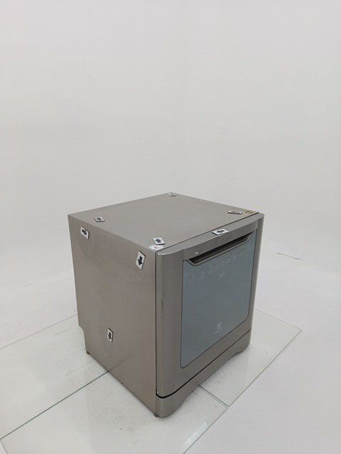 LAVA LOUCAS ELECTROLUX LE08S - Lava Louça Ele