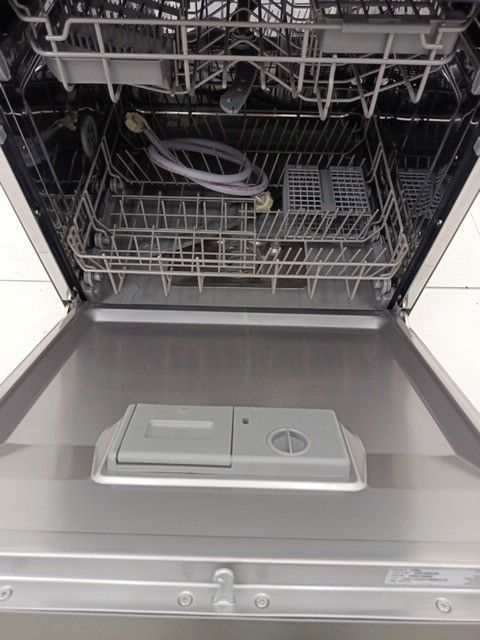 LAVA LOUCAS ELECTROLUX LE08S - Lava Louça Ele