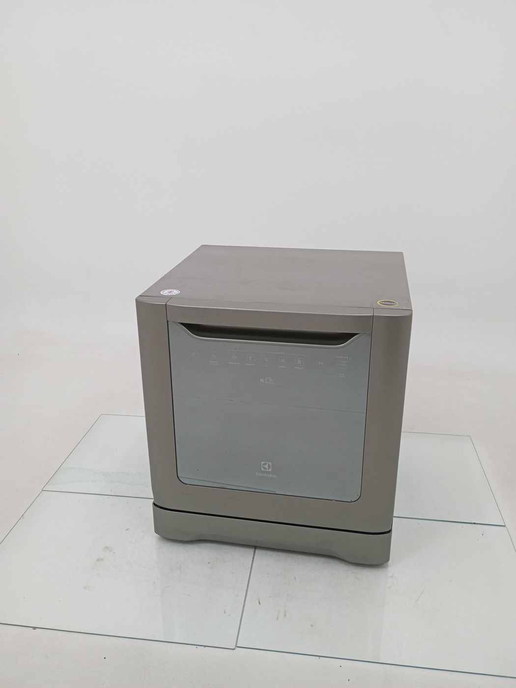 LAVA LOUCAS ELECTROLUX LL08S - Lava Louça Ele