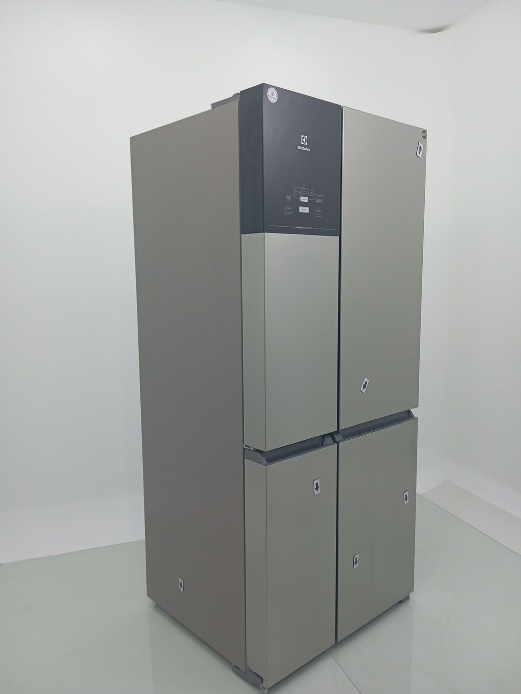 REFRIGERADOR ELECTROLUX IQ8S FROST FREE MULTI