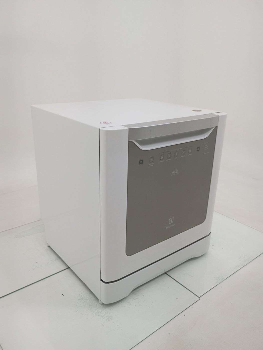 LAVA LOUCAS ELECTROLUX LV08B 8 SERVICOS - BRA