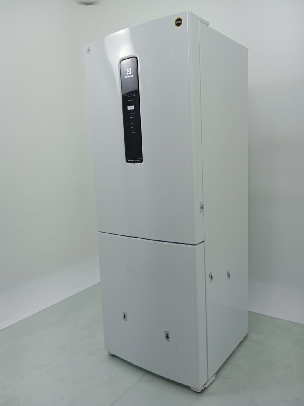 REFRIGERADOR ELECTROLUX IB55 DUAS PORTAS INVE
