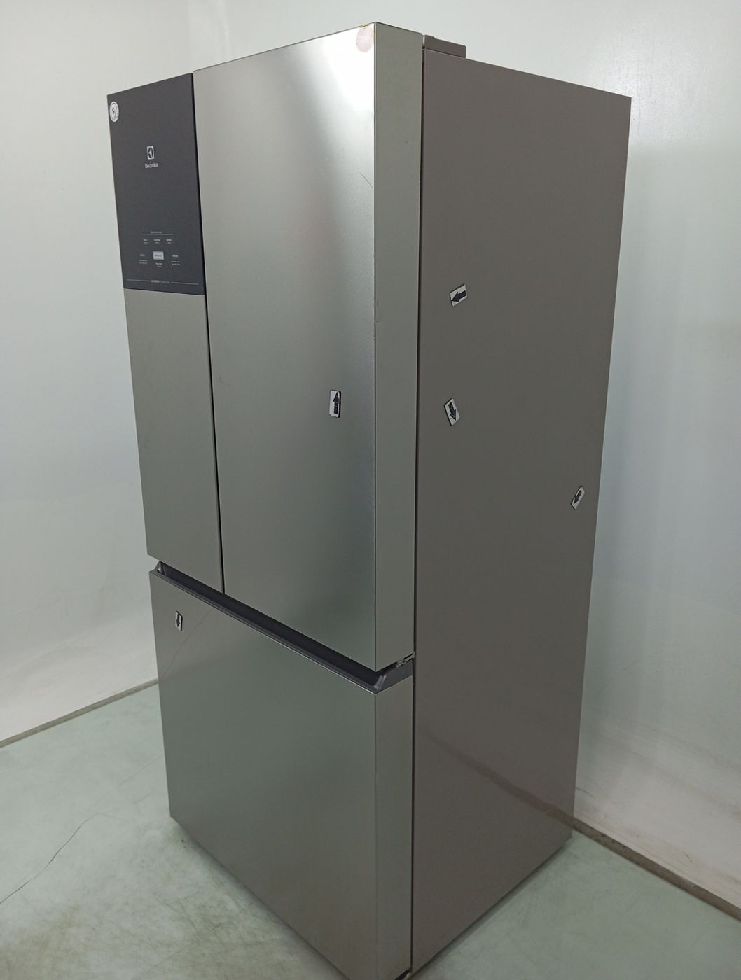 GELADEIRA ELECTROLUX IM8S FROST FREE INVERTER