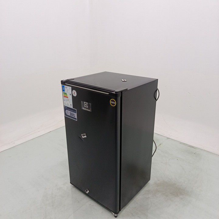 FRIGOBAR ELECTROLUX EM90B - Frigobar Electrol
