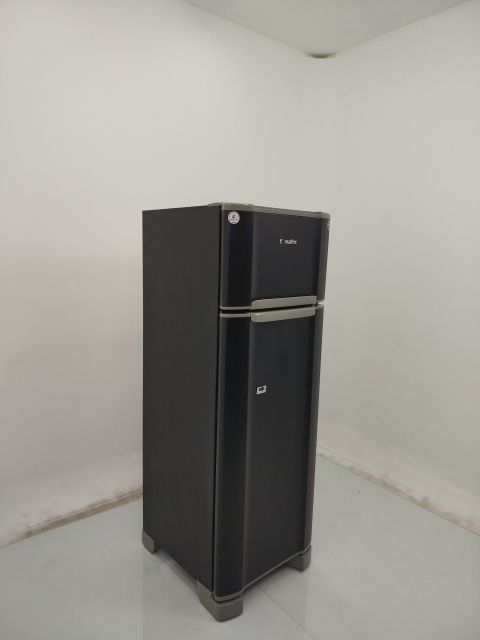 REFRIGERADOR ESMALTEC 276 LITROS RCD34 CYCLE 