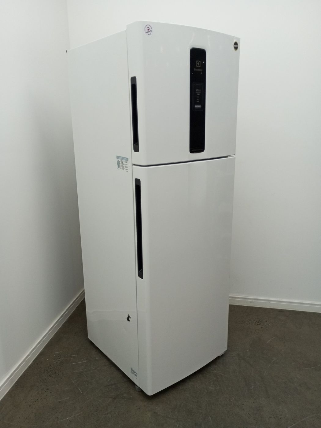 REFRIGERADOR ELECTROLUX IF43 FROST FREE DUAS 