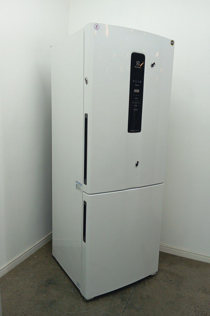 REFRIGERADOR ELECTROLUX IB55 DUAS PORTAS INVE