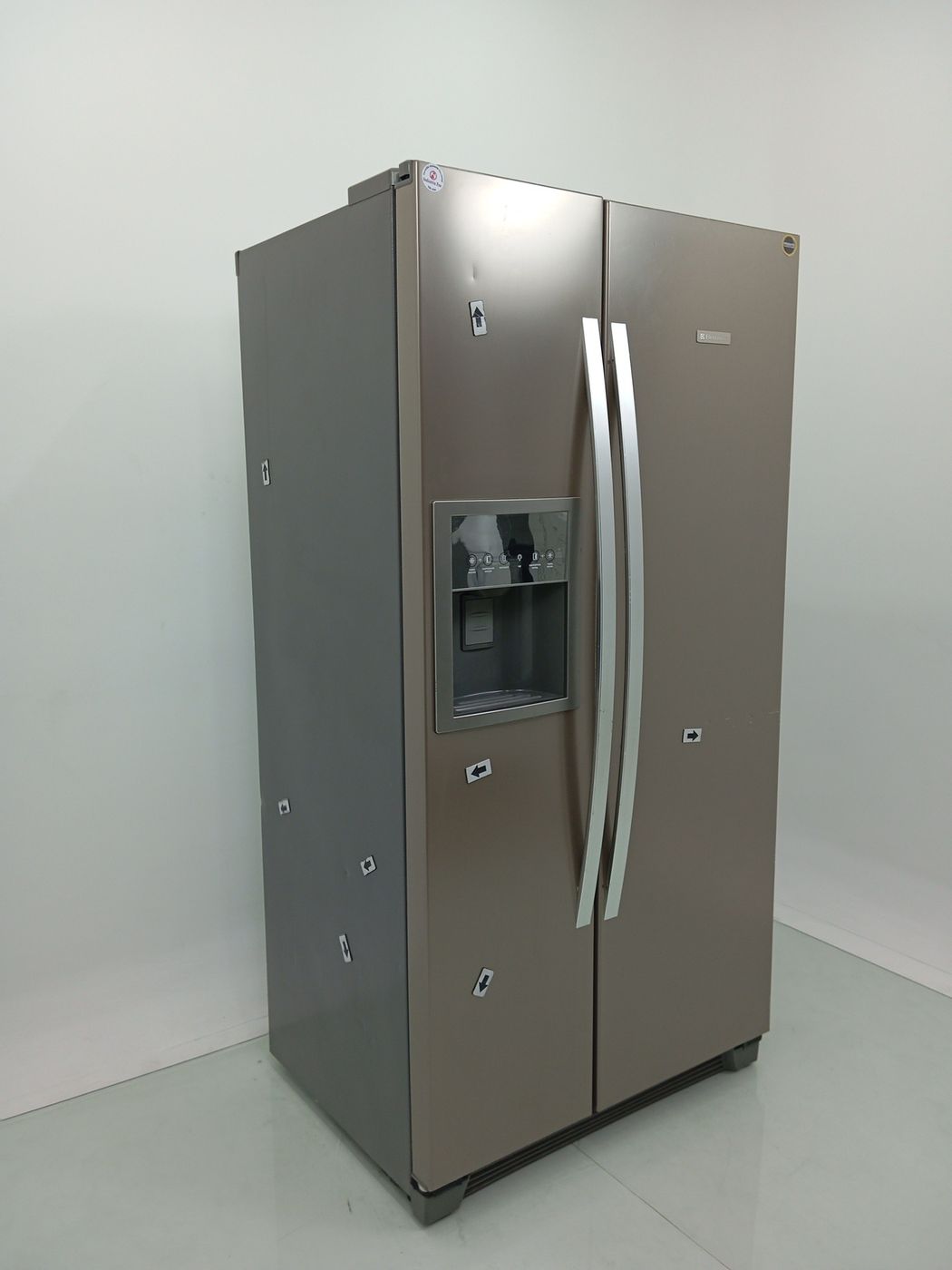 REFRIGERADOR ELECTROLUX SS72X FROST FREE SIDE