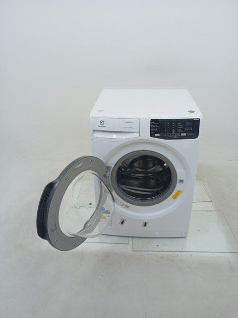 LAVADORA ELECTROLUX LFE11 - Lavadora Electrol