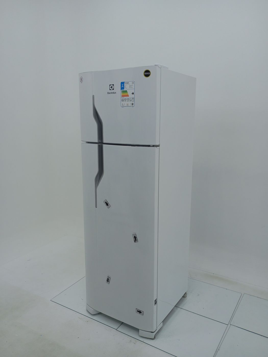 REFRIGERADOR ELECTROLUX DC35A   DUAS PORTAS C