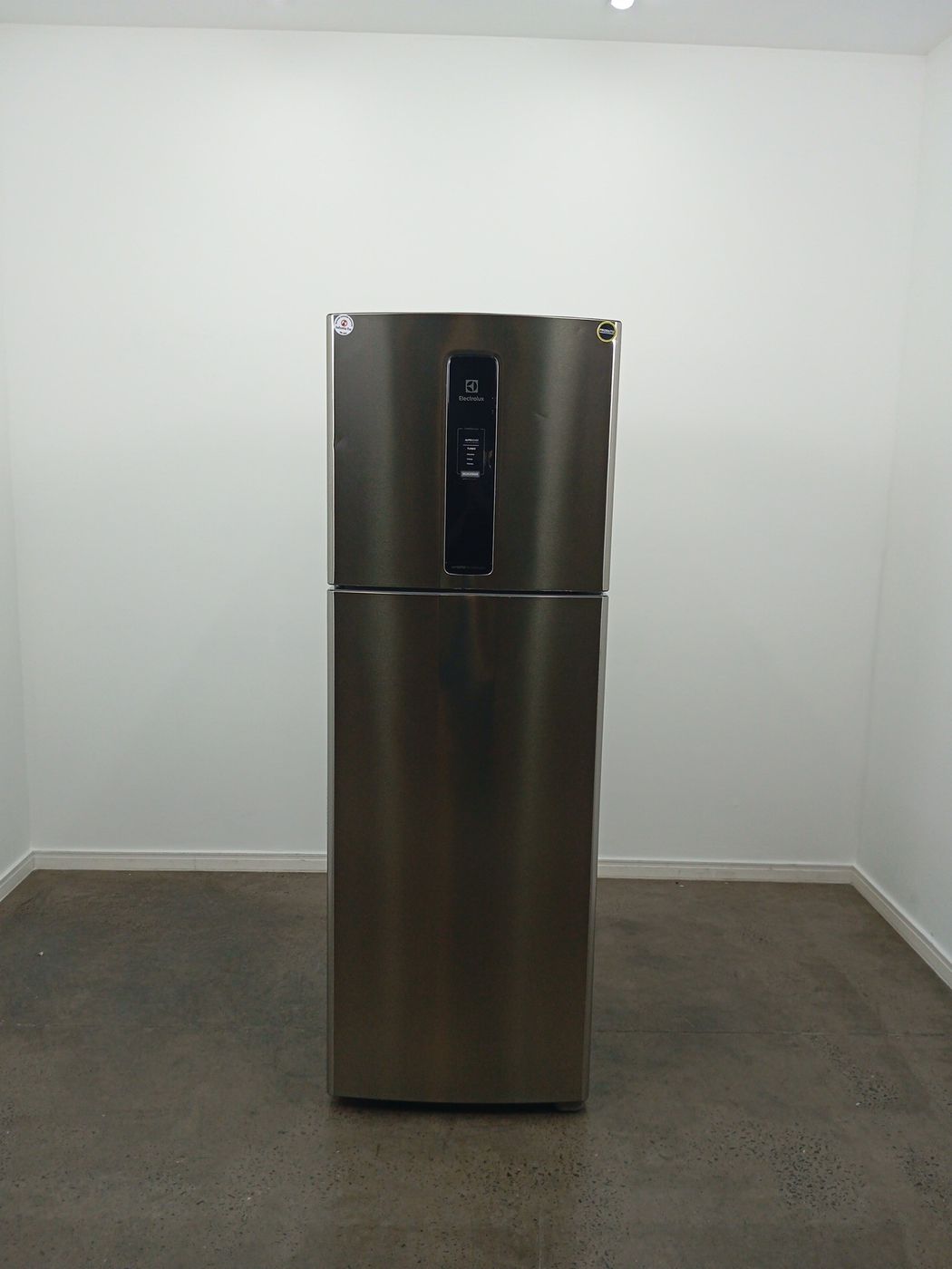 REFRIGERADOR ELECTROLUX IF43S FROST FREE INVE