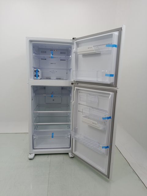REFRIGERADOR ELECTROLUX TF55 - Refrigerador E