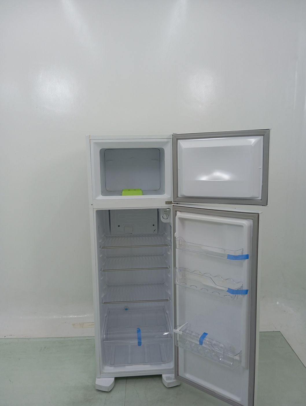 GELADEIRA ELECTROLUX DC35A CYCLE DEFROST 260L
