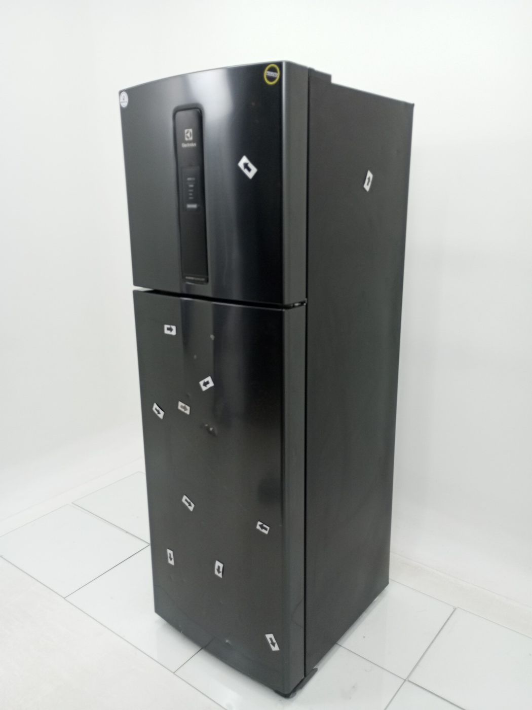 REFRIGERADOR ELECTROLUX IF43B FROST FREE INVE
