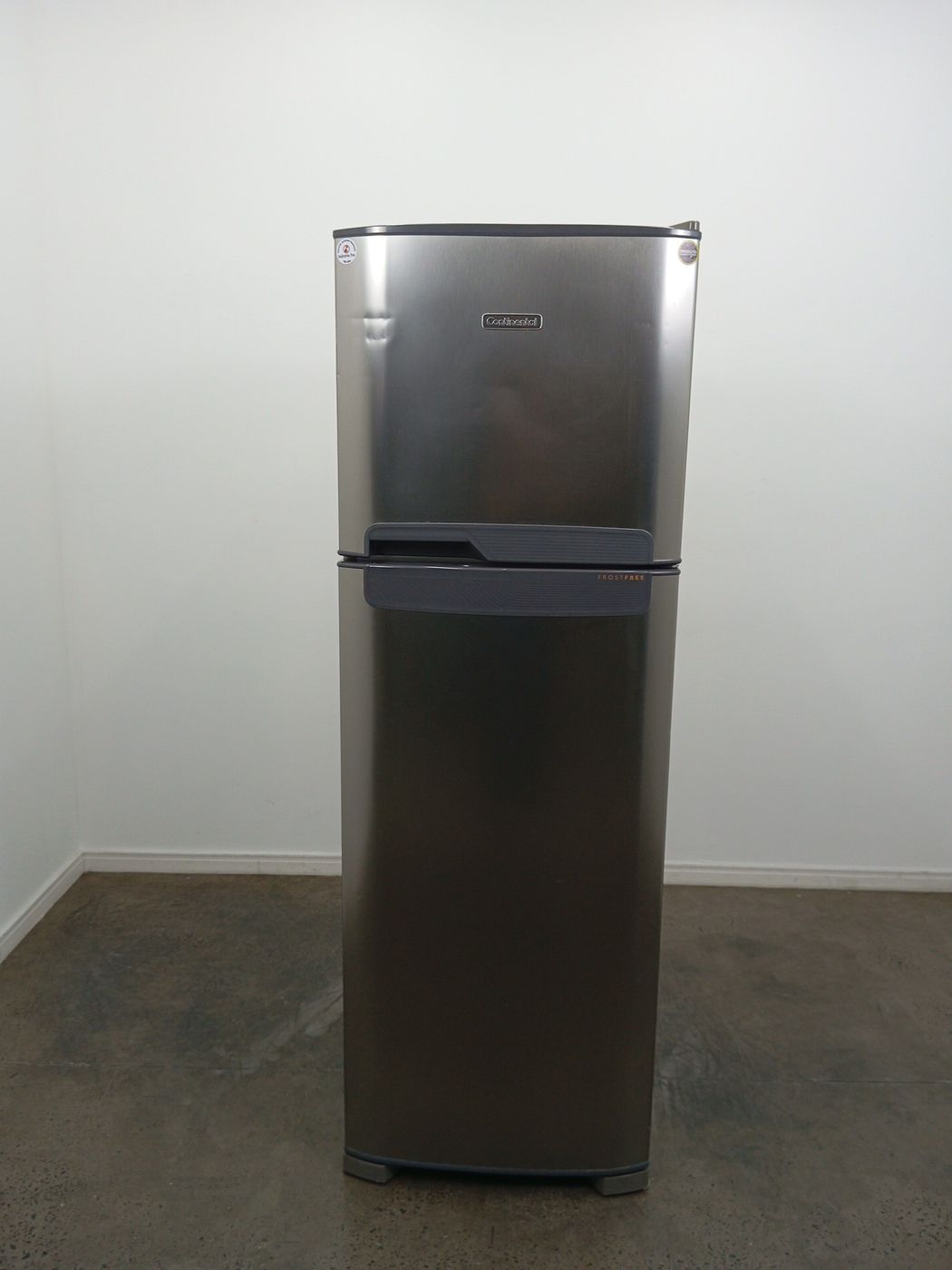 REFRIGERADOR CONTINENTAL TC41S FROST FREE 370