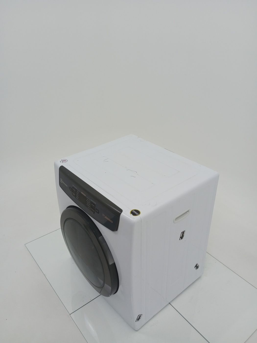 SECADORA ELECTROLUX SVB11 DE PAREDE E PISO 11