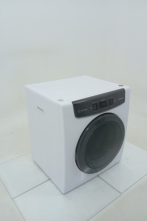 SECADORA ELECTROLUX SVB11 DE PAREDE E PISO 11