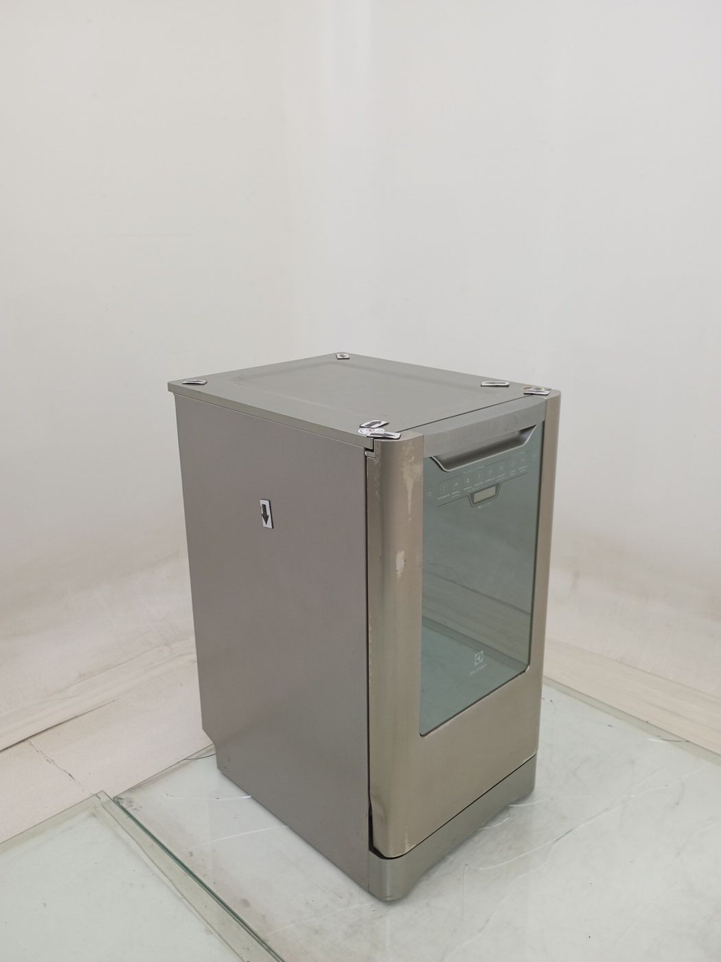 LAVA LOUCAS ELECTROLUX LV10X - Lava Louça Ele