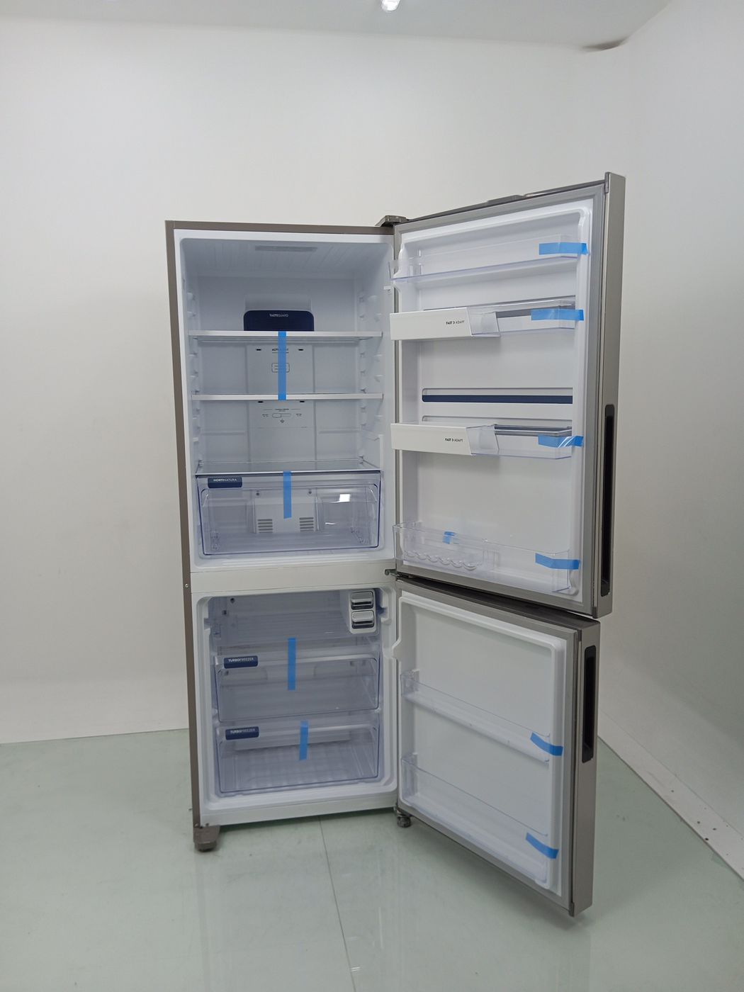 REFRIGERADOR ELECTROLUX IB7S FROST FREE INVER