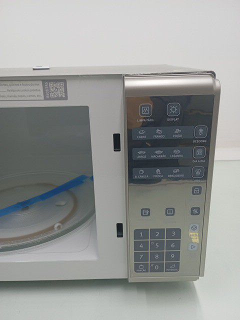 MICRO-ONDAS ELECTROLUX MI41S 31L - PRATA