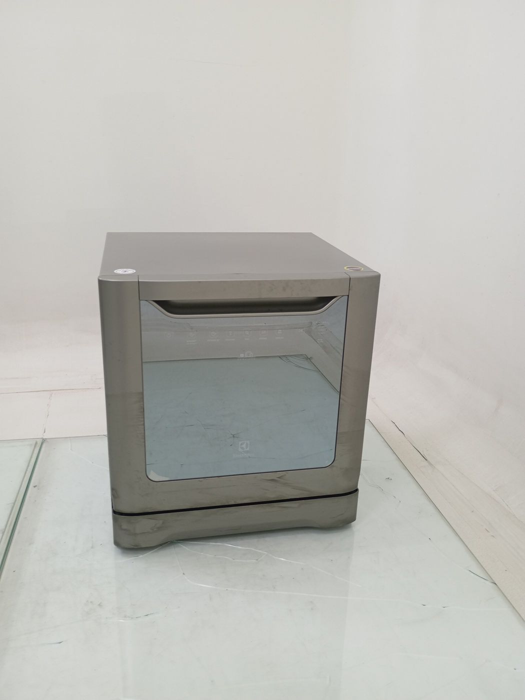 LAVA LOUCAS ELECTROLUX LE08S - Lava Louça Ele