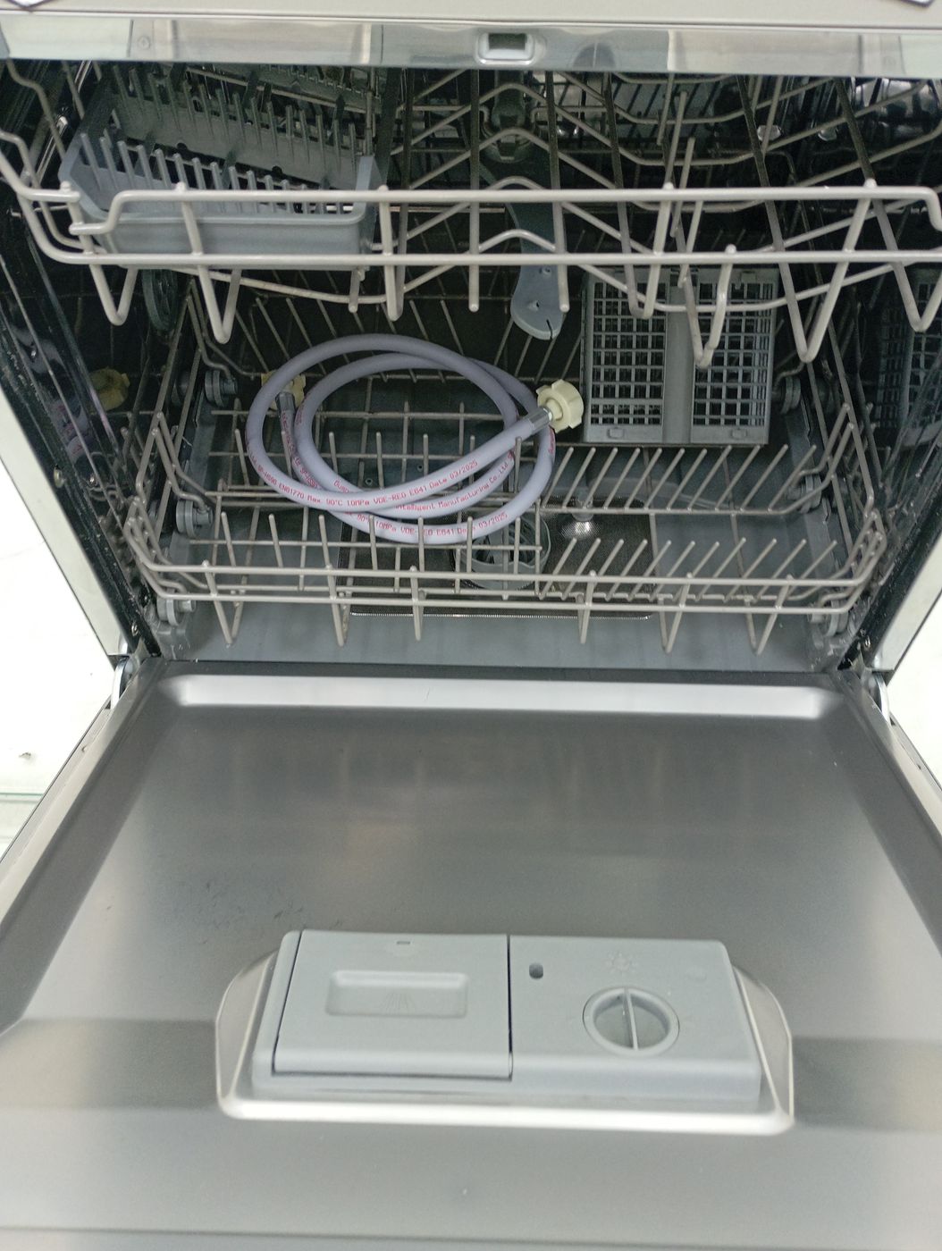 LAVA LOUCAS ELECTROLUX LE08S - Lava Louça Ele