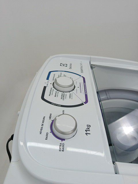 LAVADORA ELECTROLUX LES11 - Lavadora Electrol