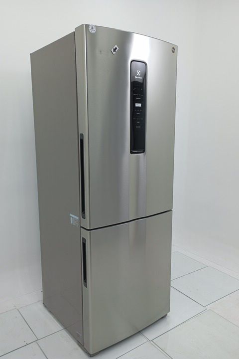 REFRIGERADOR ELECTROLUX IB7S FROST FREE INVER