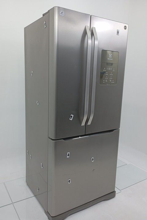 REFRIGERADOR ELECTROLUX DM84X   FROST FREE 57