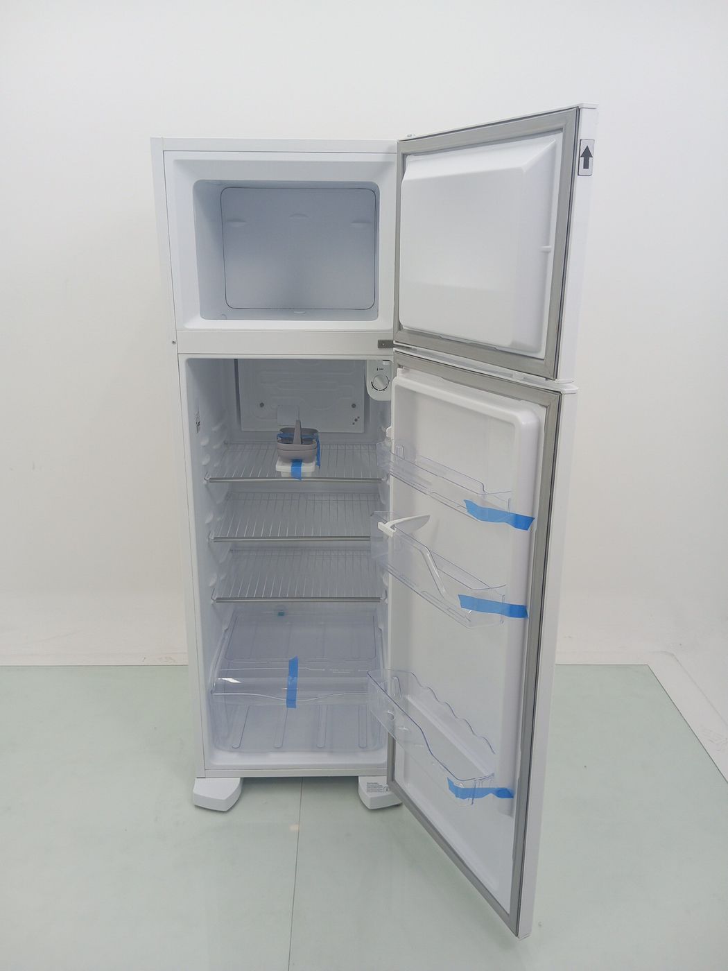 REFRIGERADOR ELECTROLUX DC35A   DUAS PORTAS C