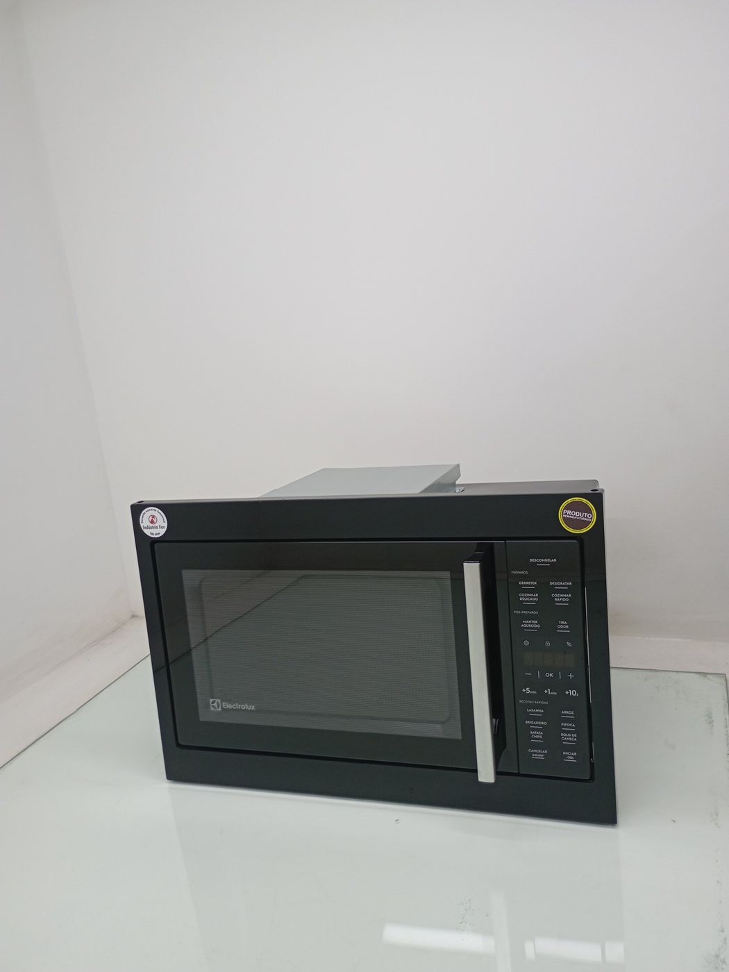 MICRO-ONDAS ELECTROLUX ME3BP - Micro-Ondas El