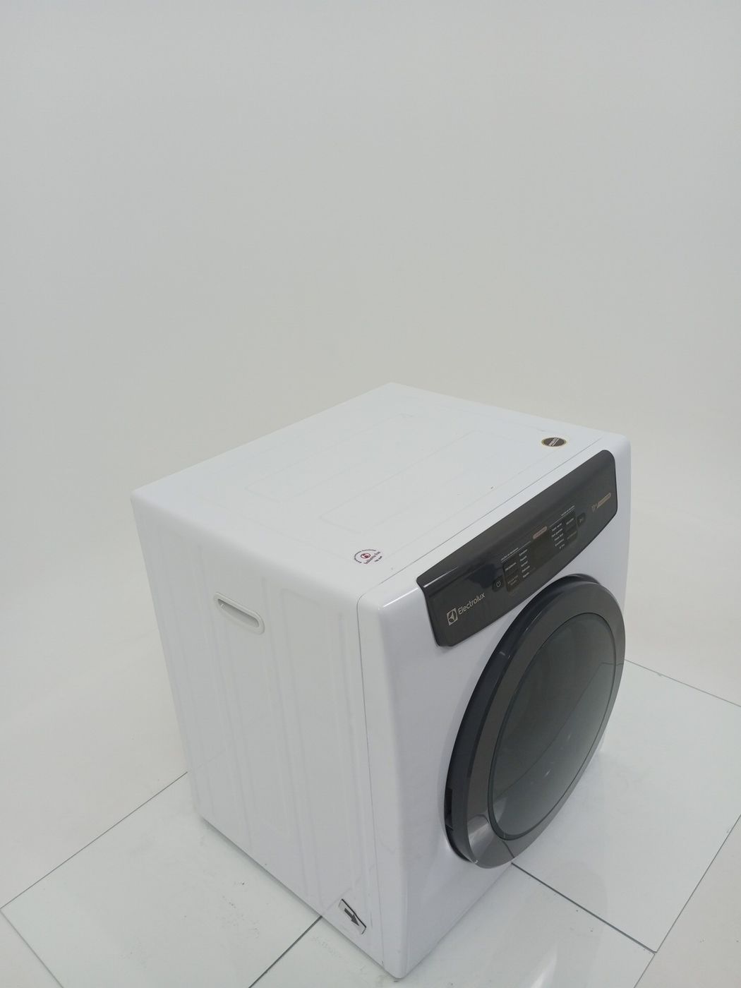 SECADORA ELECTROLUX SVB11 DE PAREDE E PISO 11