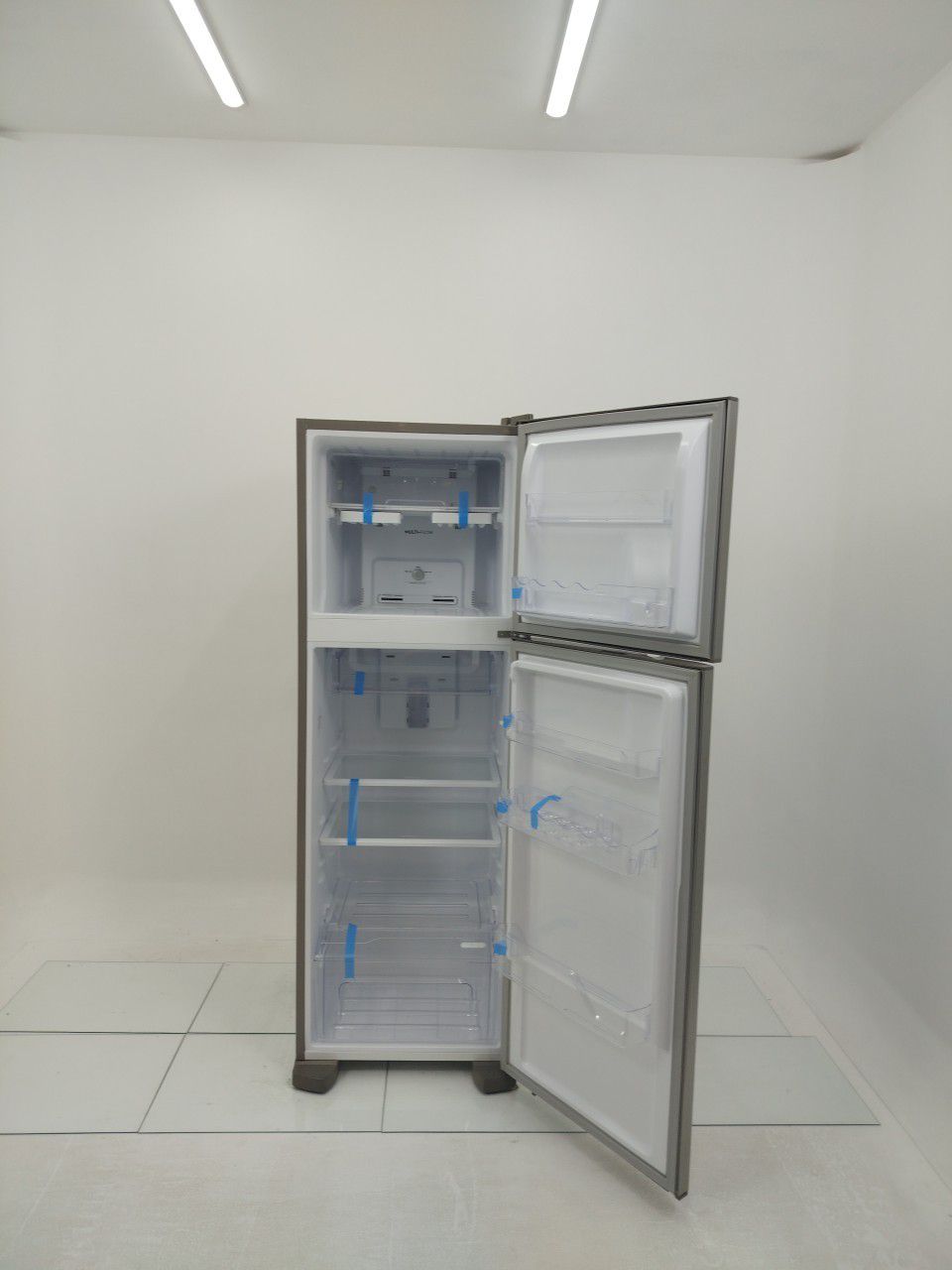REFRIGERADOR ELECTROLUX DFX41 FROST FREE 371l