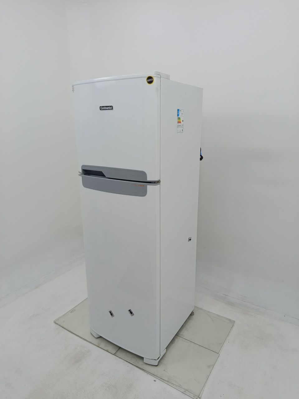 REFRIGERADOR CONTINENTAL TC41 FROST FREE 370L