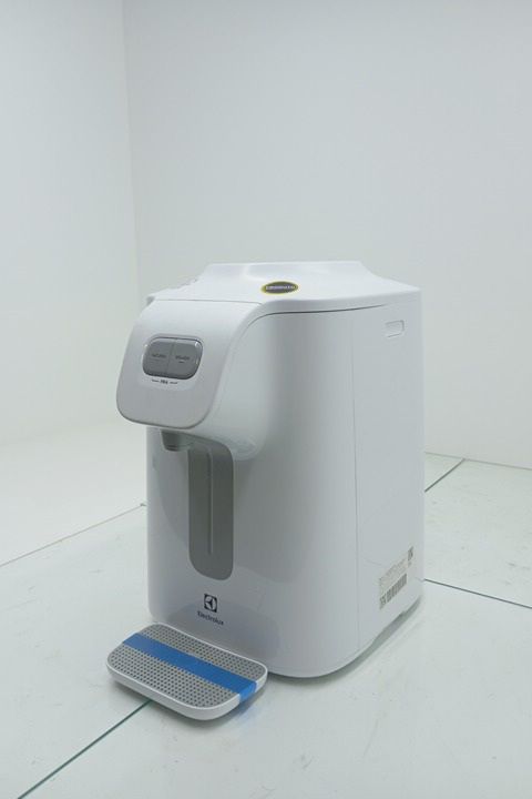BEBEDOURO ELECTROLUX BC018 ÁGUA GELADA, FRIA 